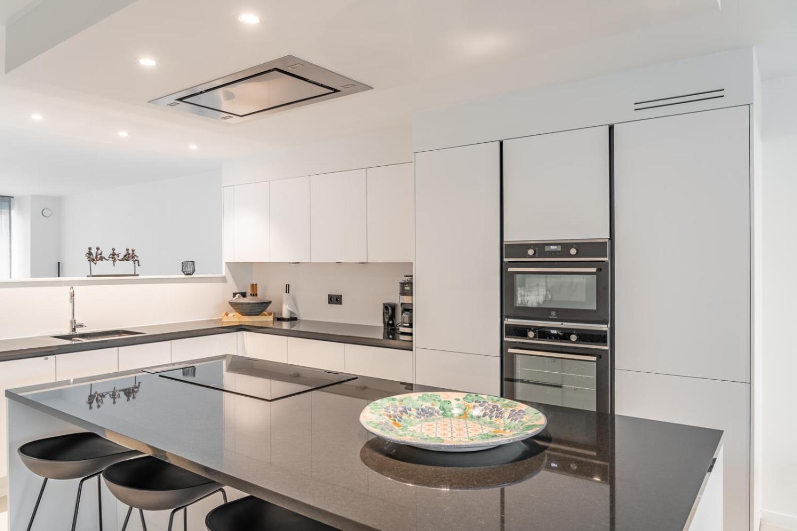 Modern & Spacious House