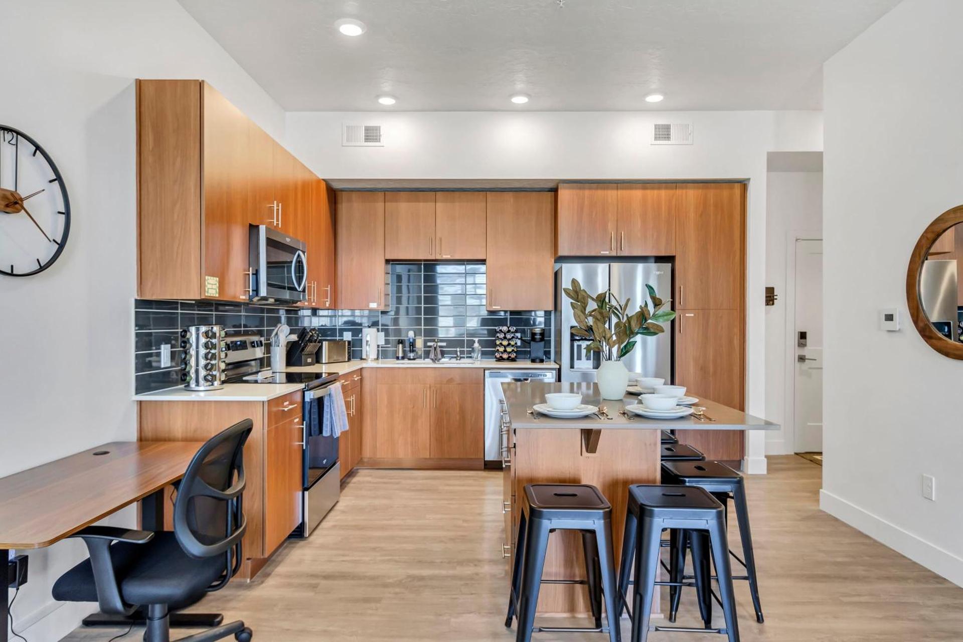 Kitchen or kitchenette