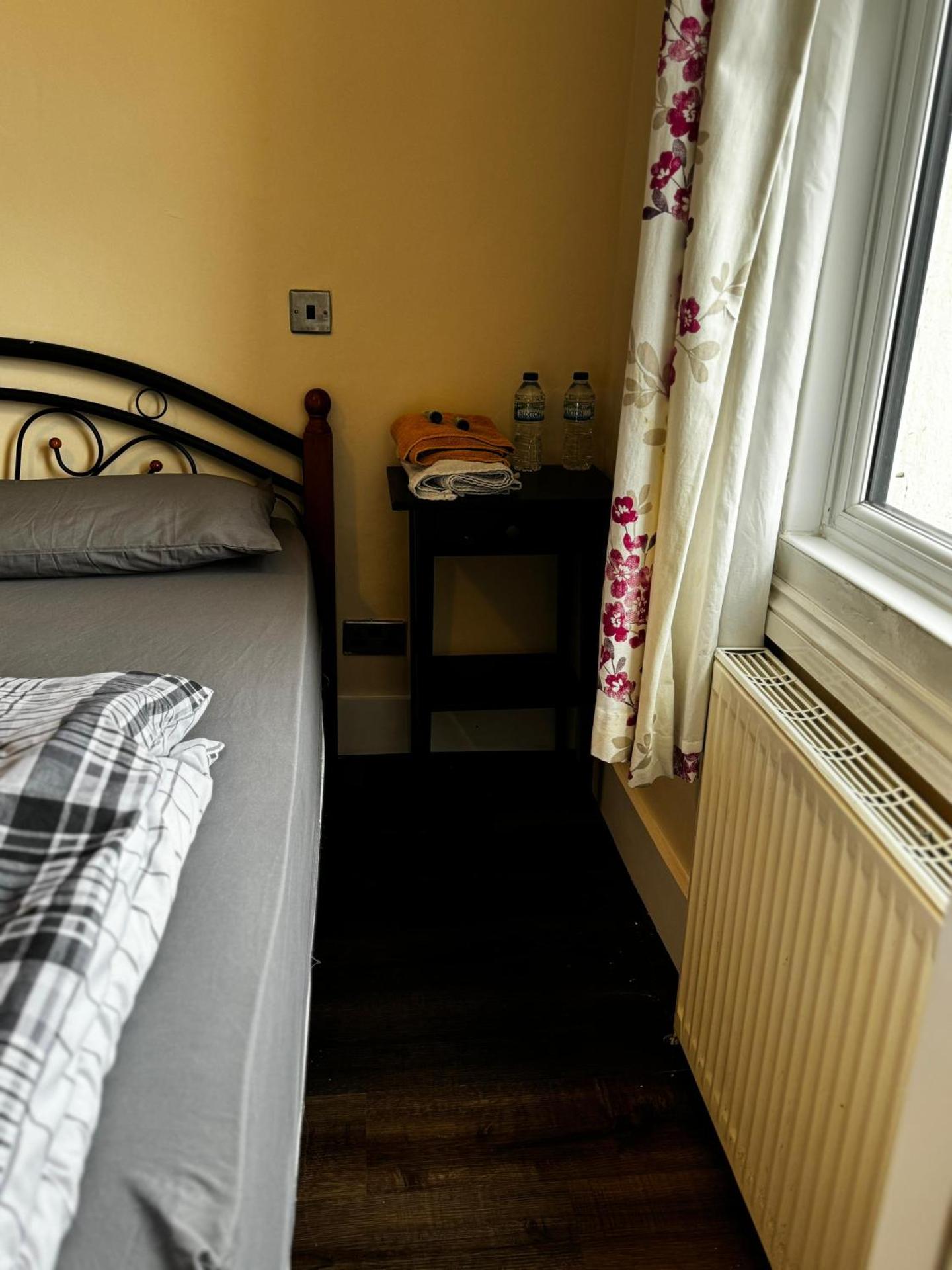 Deluxe Double Room with Shower