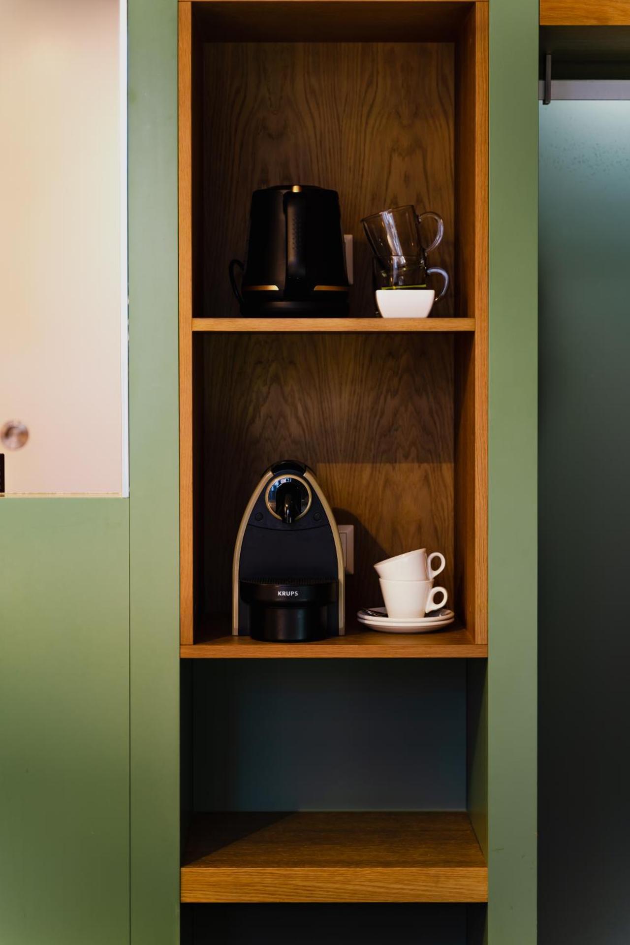 Coffee/tea facilities