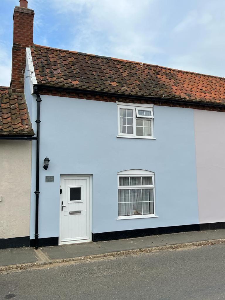North Cottage, Alderton