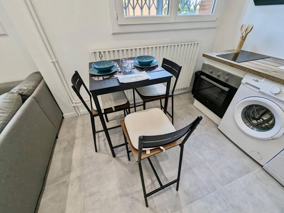 Magnifique T2 refait à neuf - Calme & Tout Equipé avec Parking