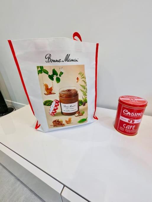 Magnifique T2 refait à neuf - Calme & Tout Equipé avec Parking