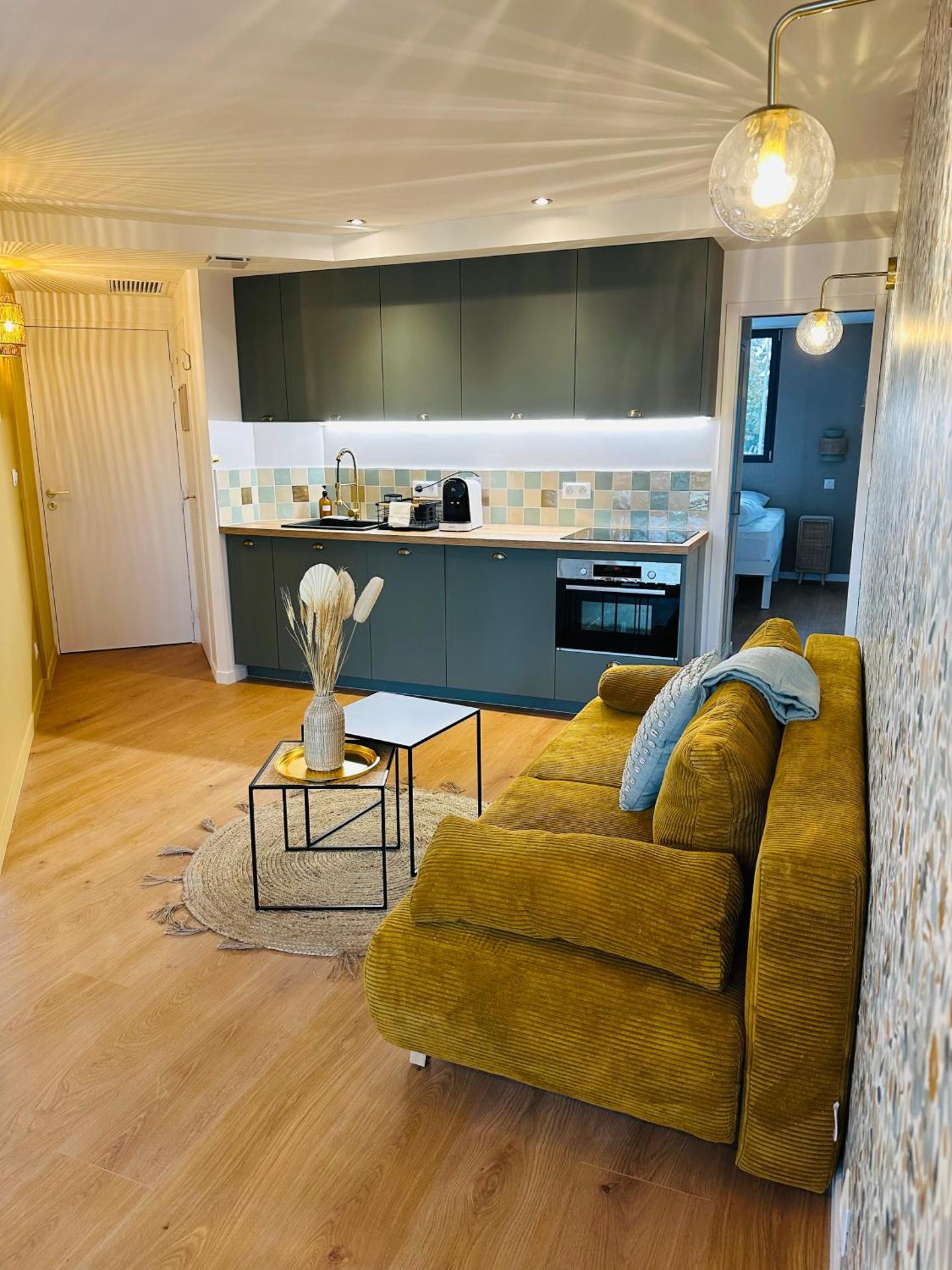 Appart'Hôtel & Spa "Les Voiles" Le Brehat