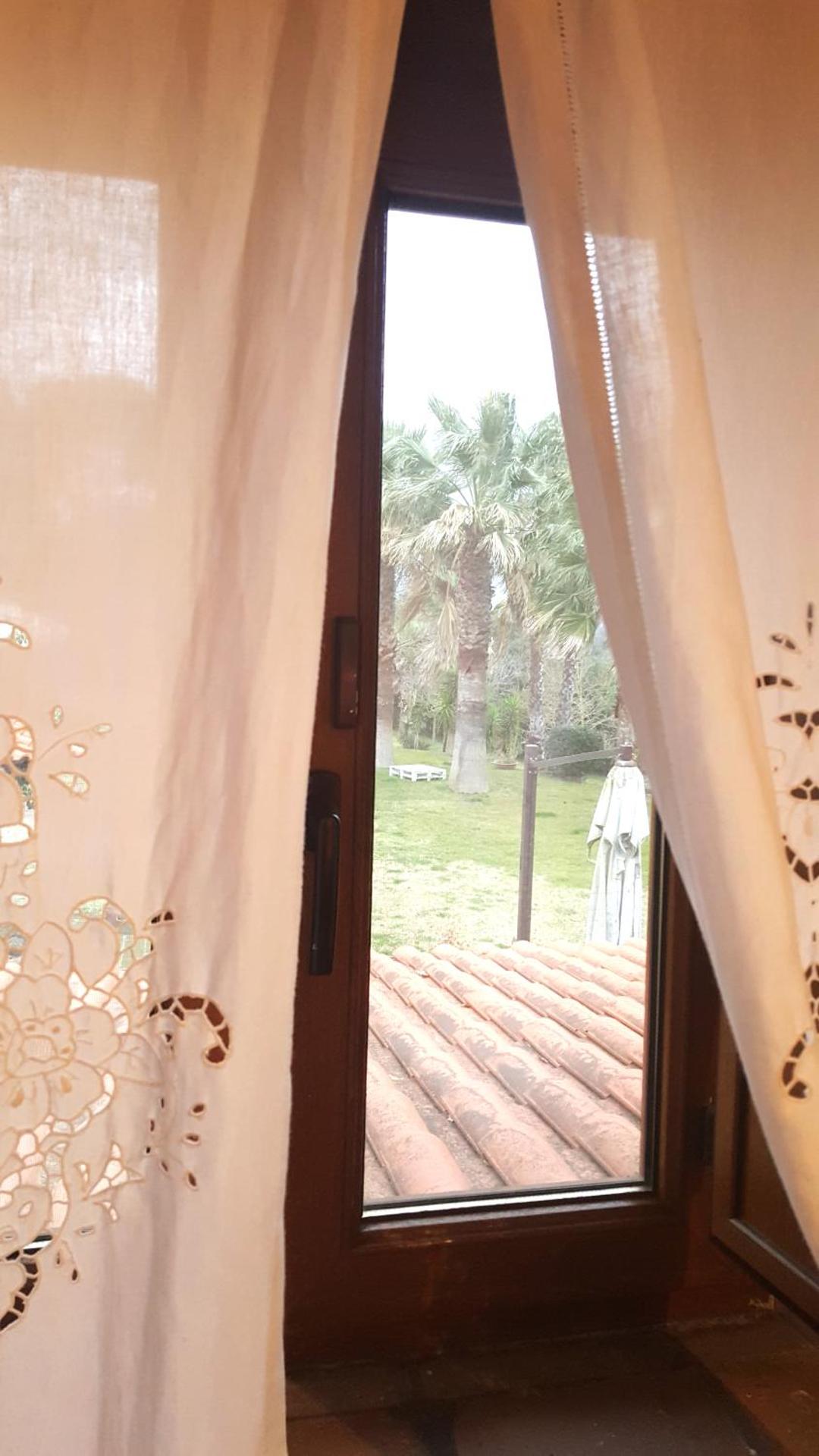 Deluxe Suite with Spa Bath - Split Level