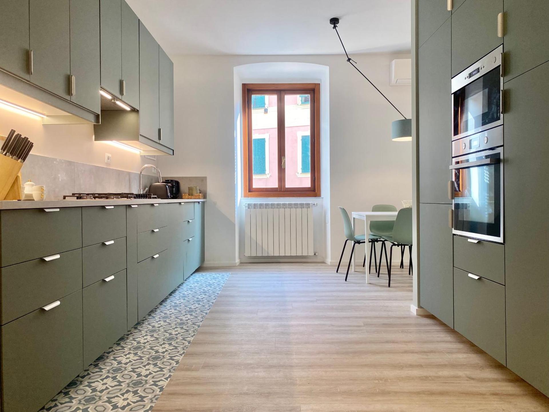 Kitchen or kitchenette