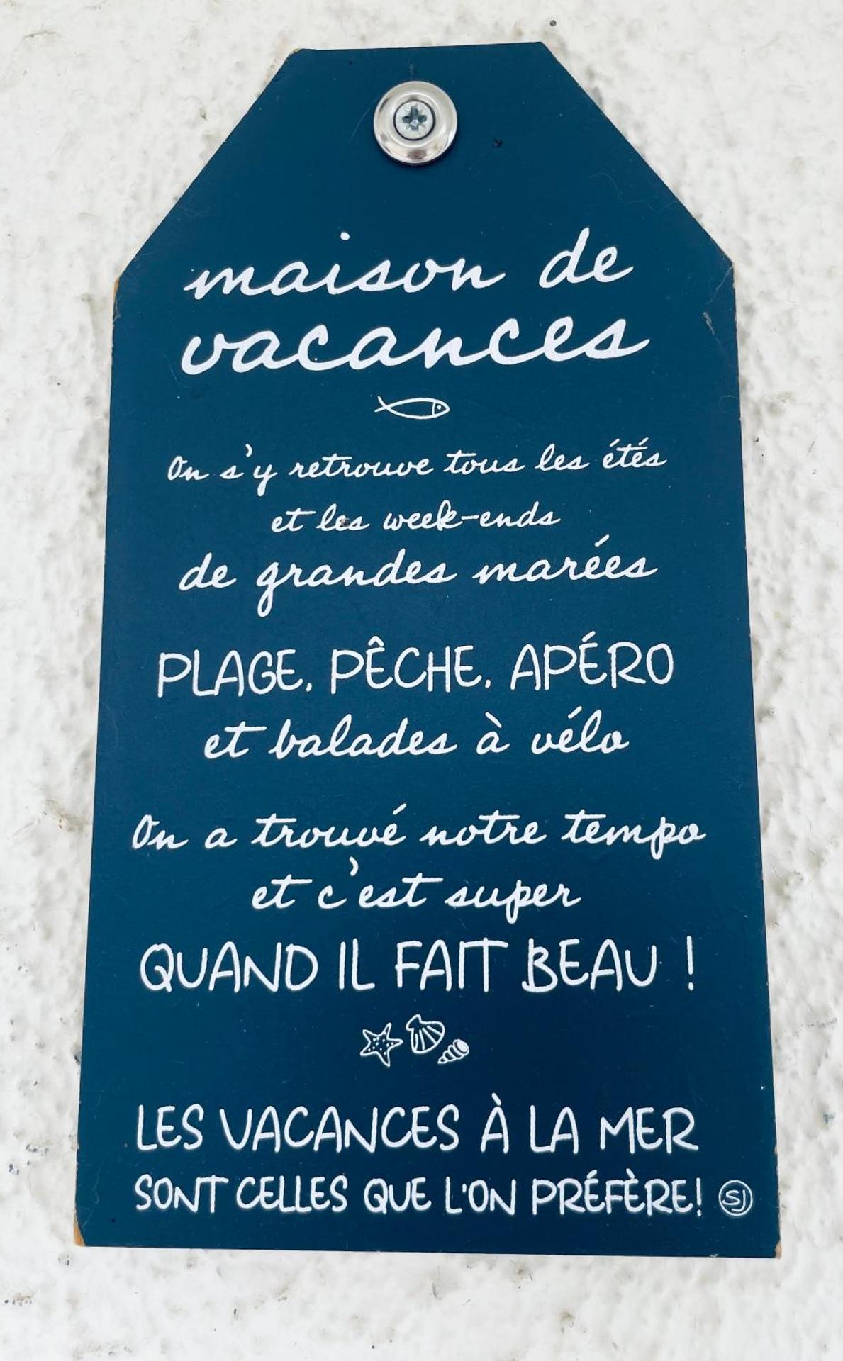 Property logo or sign