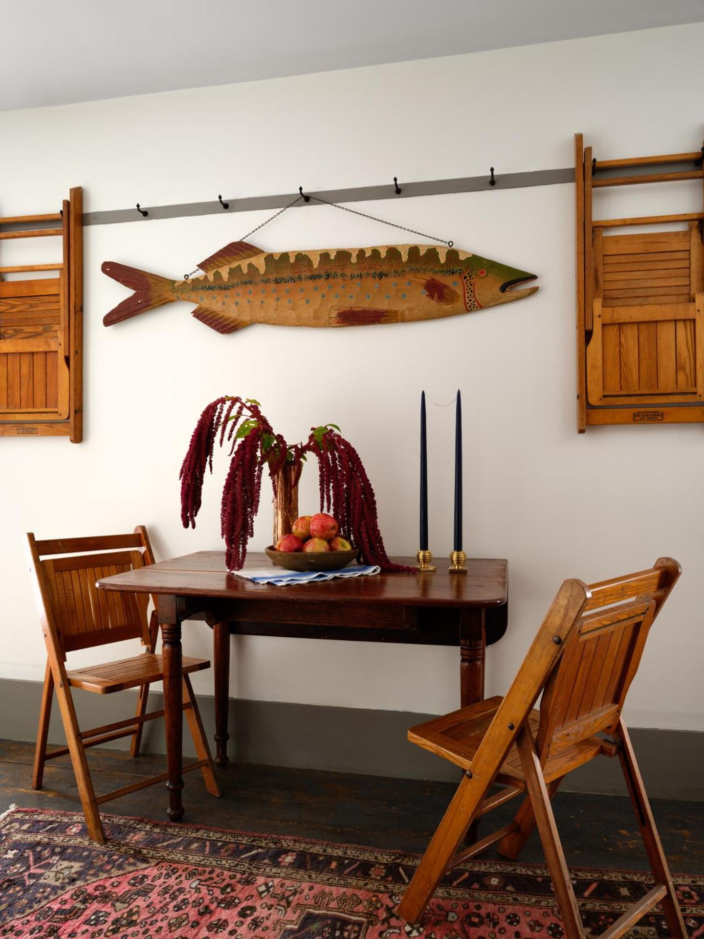 The Ell, a Historic, Luxurious 2 bed, 2 bath Private Suite in Lovell