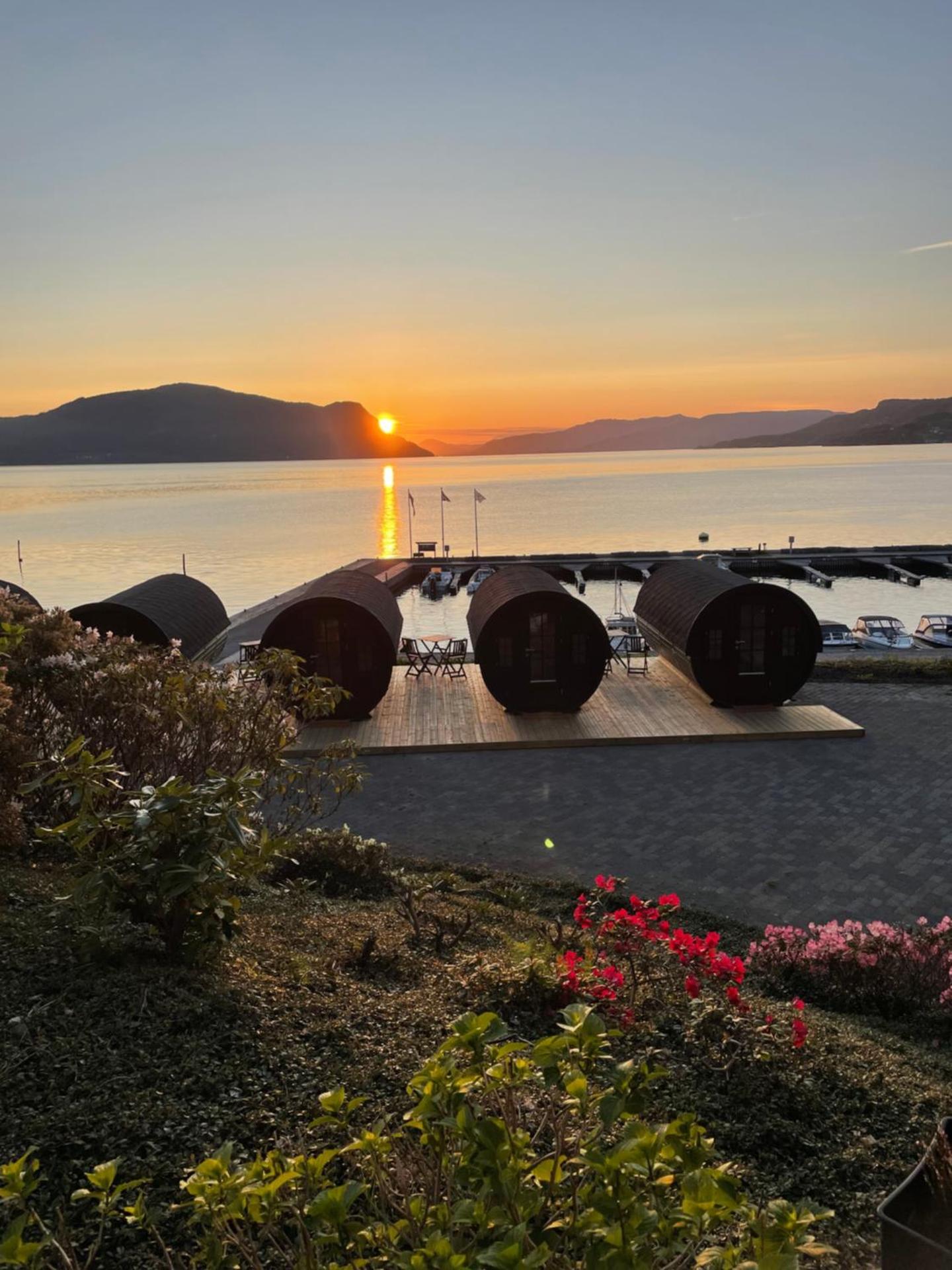 Sleeping barrel lodge Smaken av Ryfylke Event AS, drives ikke som hotell