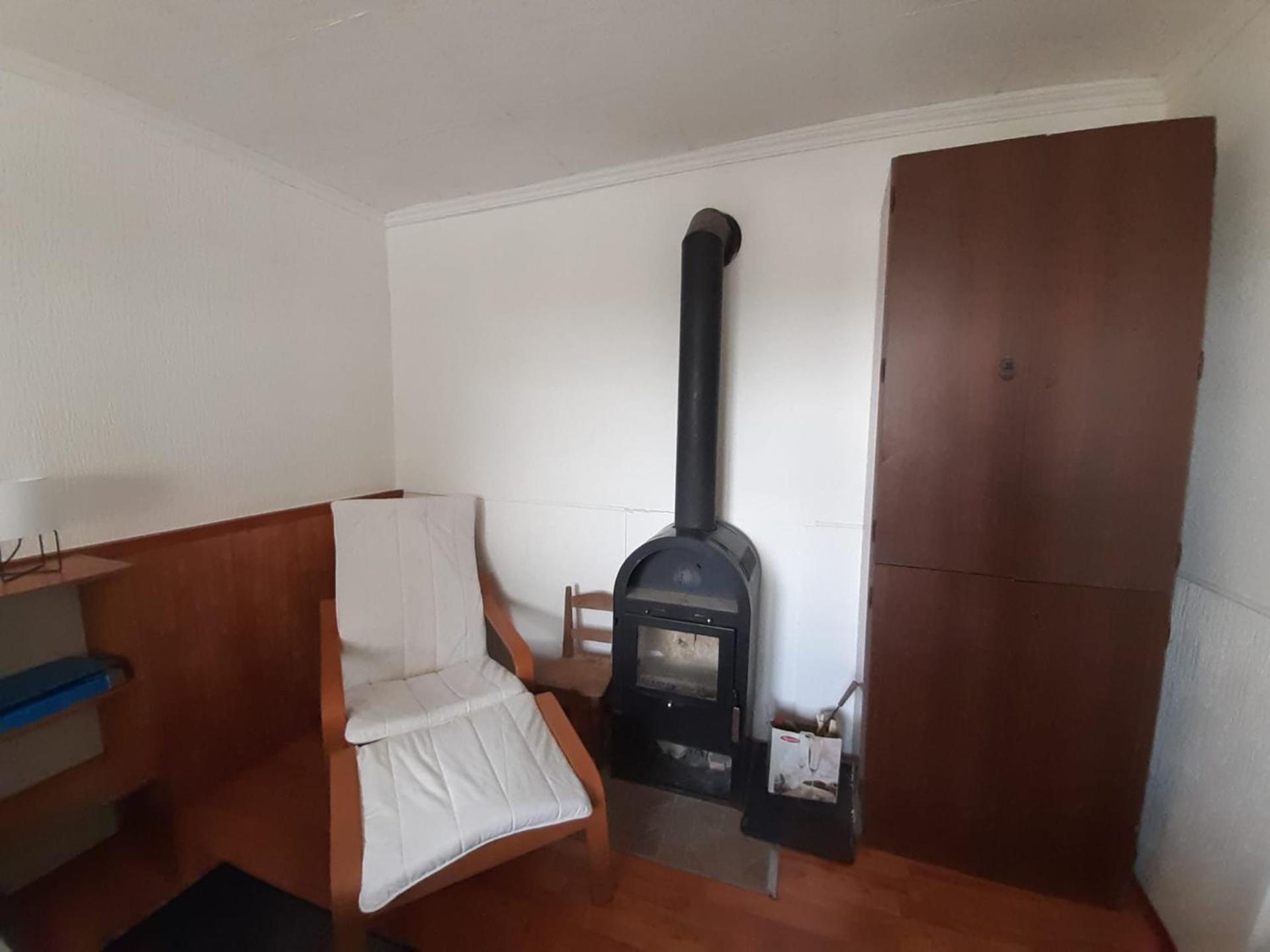 Házikó a Duna-parton