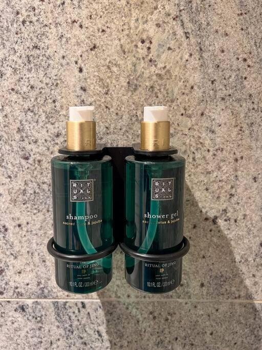 Chic Atelier with Breathtaking Waterfront