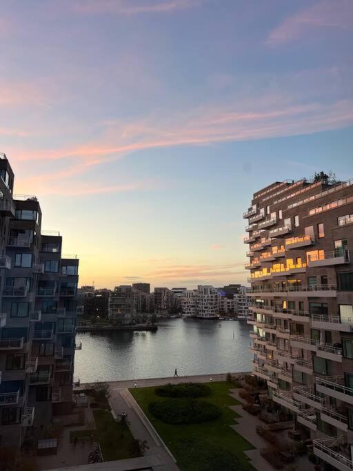 Chic Atelier with Breathtaking Waterfront