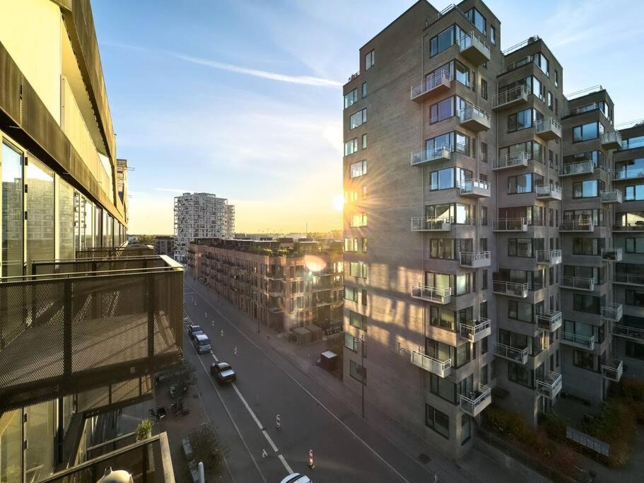 Chic Atelier with Breathtaking Waterfront