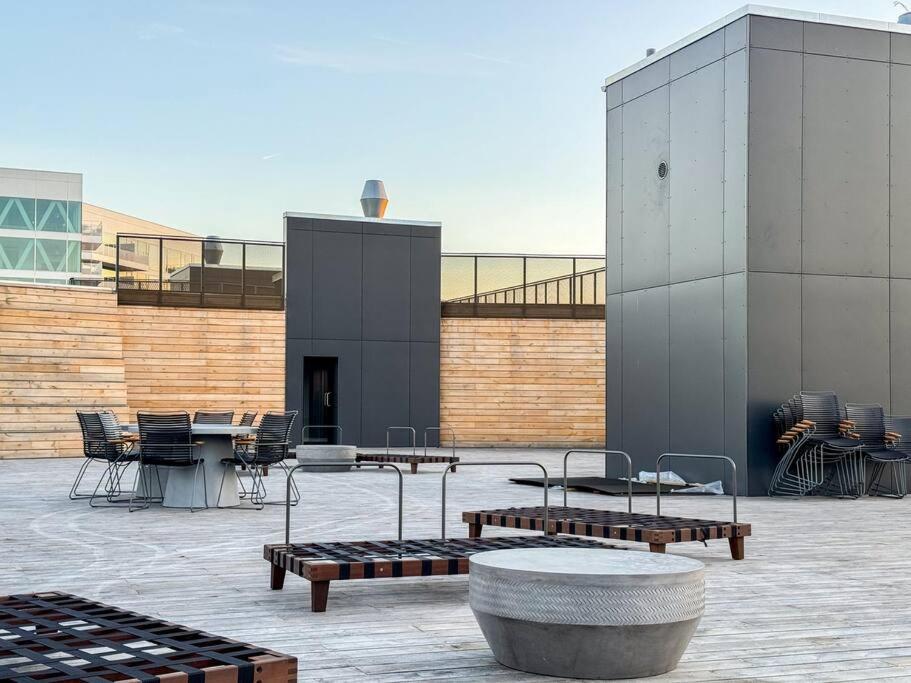 Chic Atelier with Breathtaking Waterfront