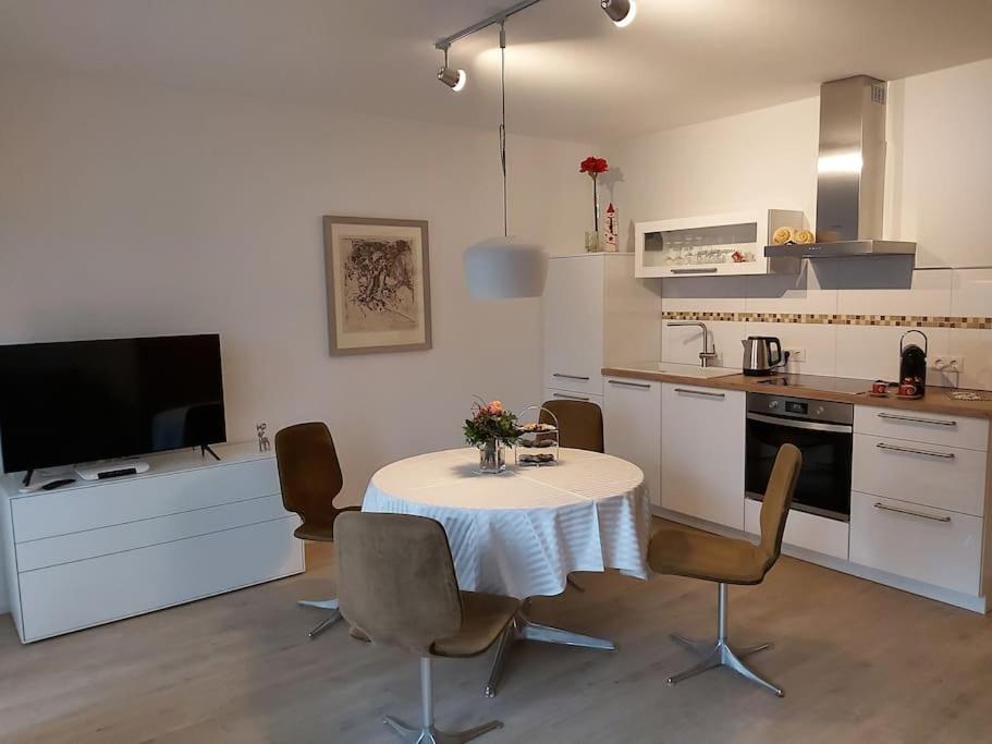 Wohnung Elisabeth - Parkblick - Am Buhl'schen Park 40 - zentrumsnah