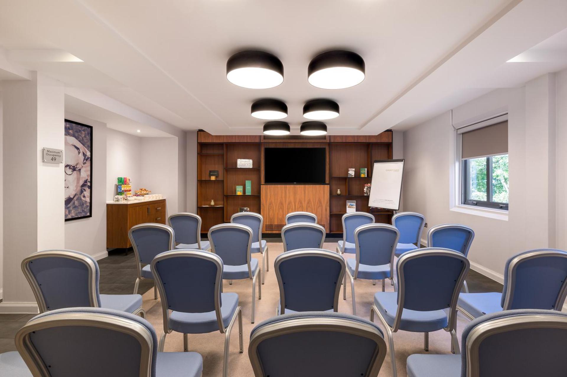 Meeting/conference room