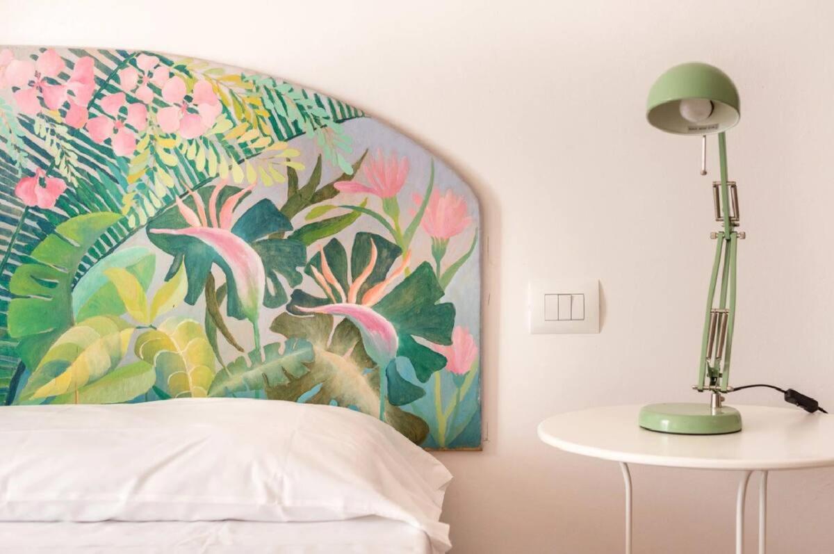 Airy One Bedroom With Terrace Near Palazzo Pitti