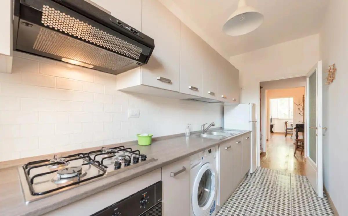 Airy One Bedroom With Terrace Near Palazzo Pitti