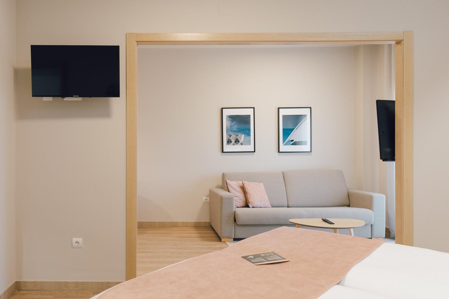 Palau Suites & Apartments