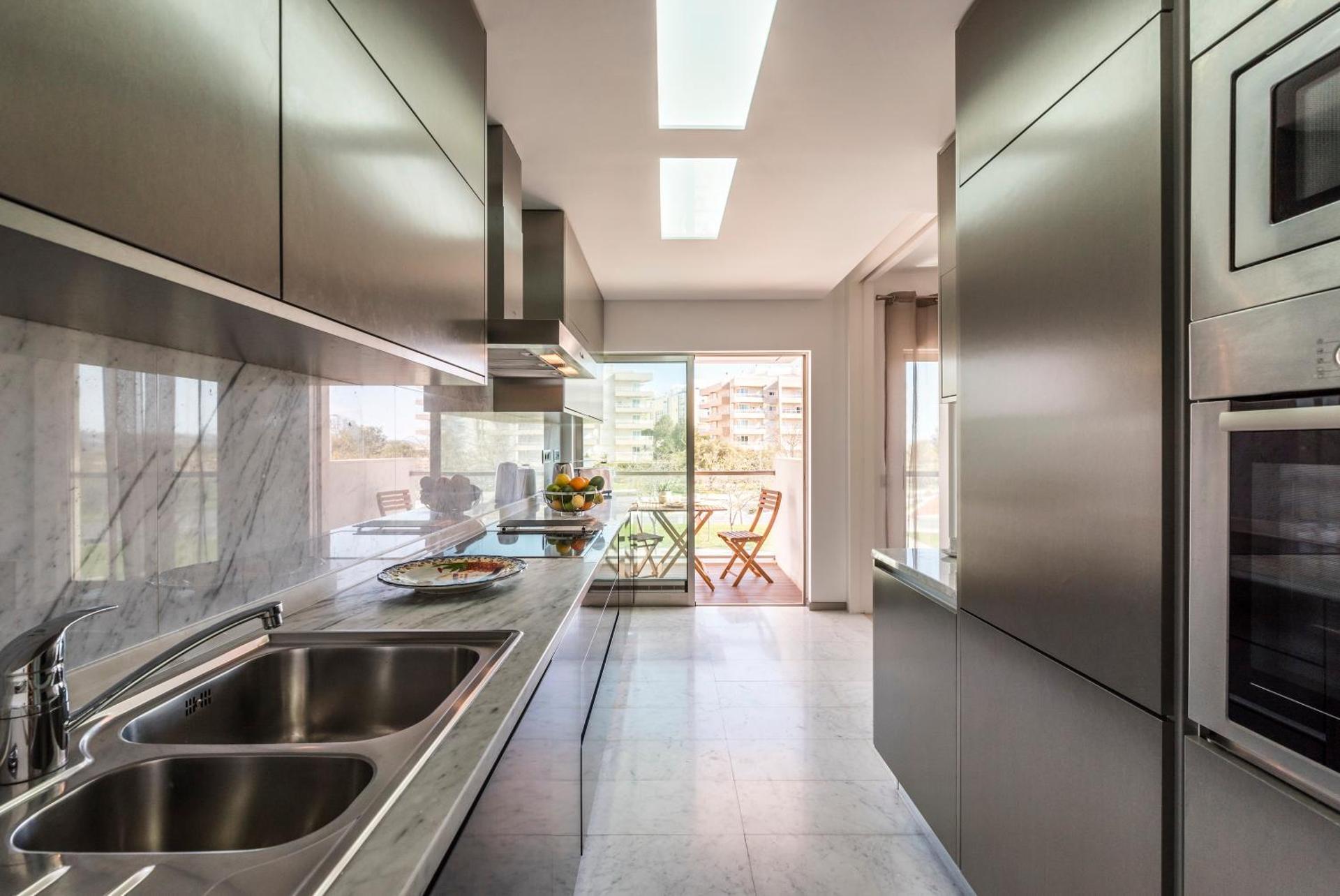 Edificio Foz Palace Praia da Rocha 2 Bedroom beach apartment