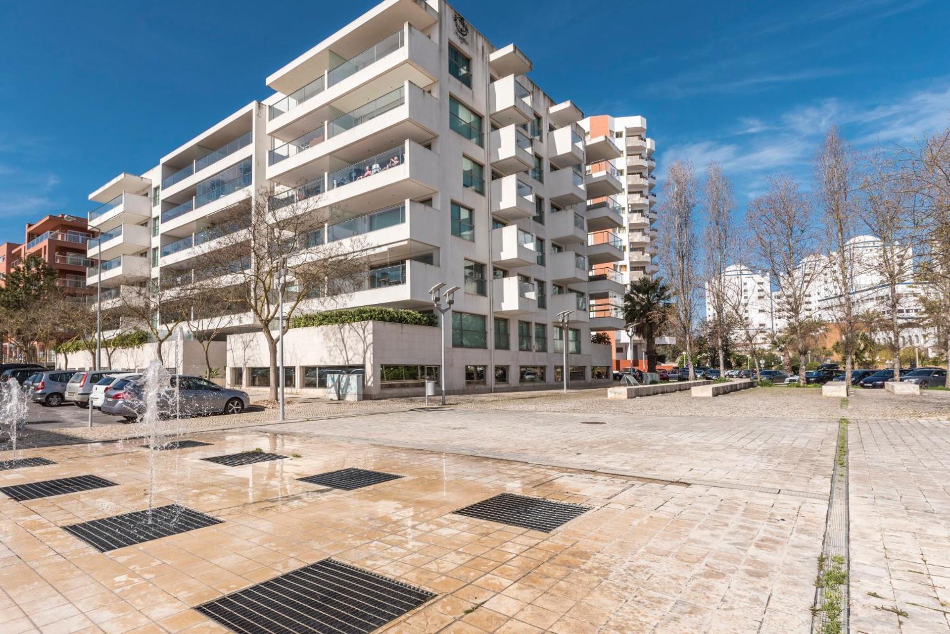 Edificio Foz Palace Praia da Rocha 2 Bedroom beach apartment