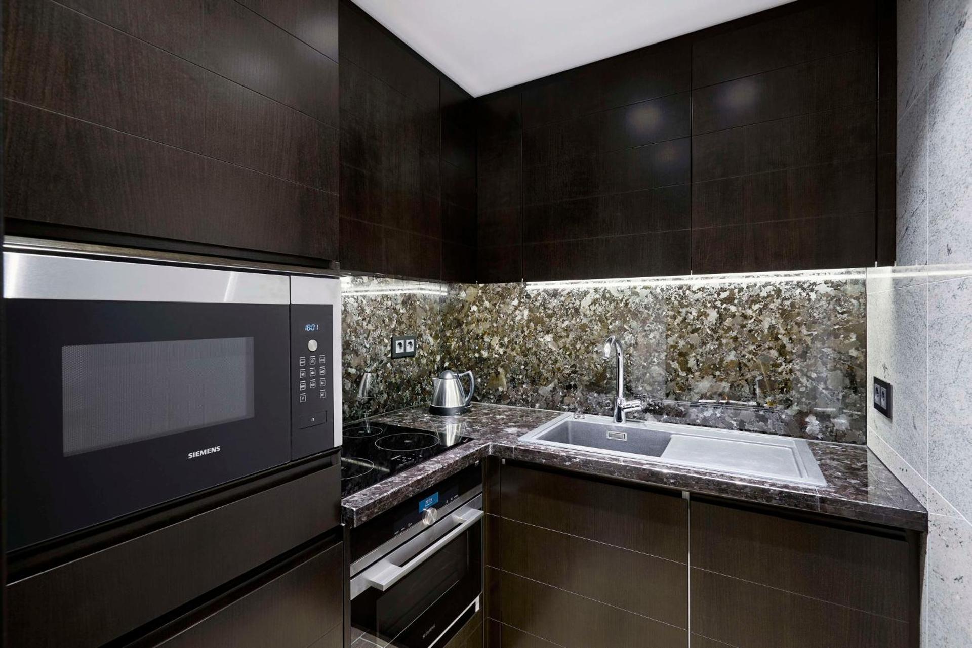 Kitchen or kitchenette