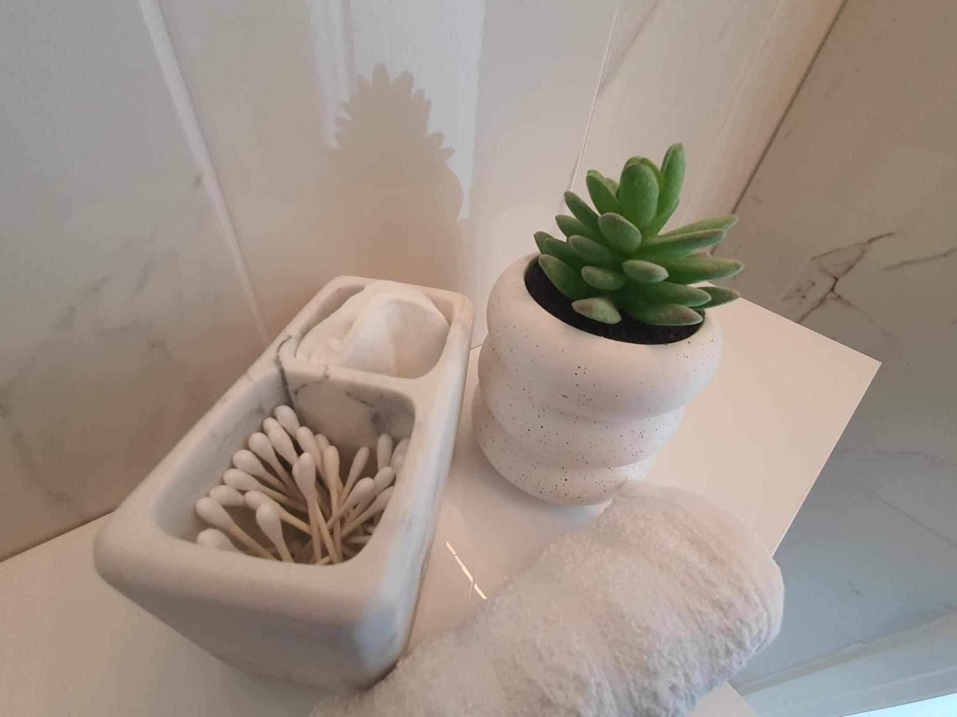 Deluxe Pad with Sauna