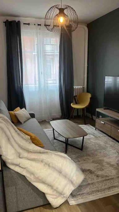 Le Saint-Mandé Élégant et Pratique, Métro 1 à Deux Pas