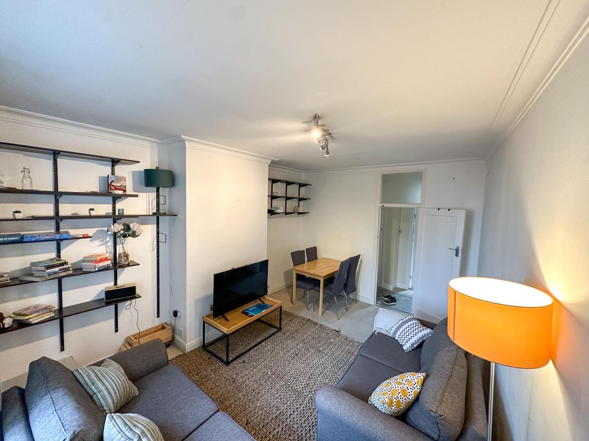 Communal lounge/ TV room