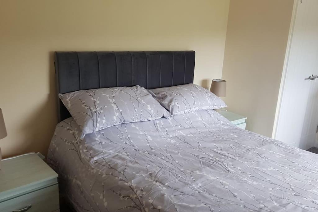 McConaghys Glenside Farmhouse Whitepark Bay