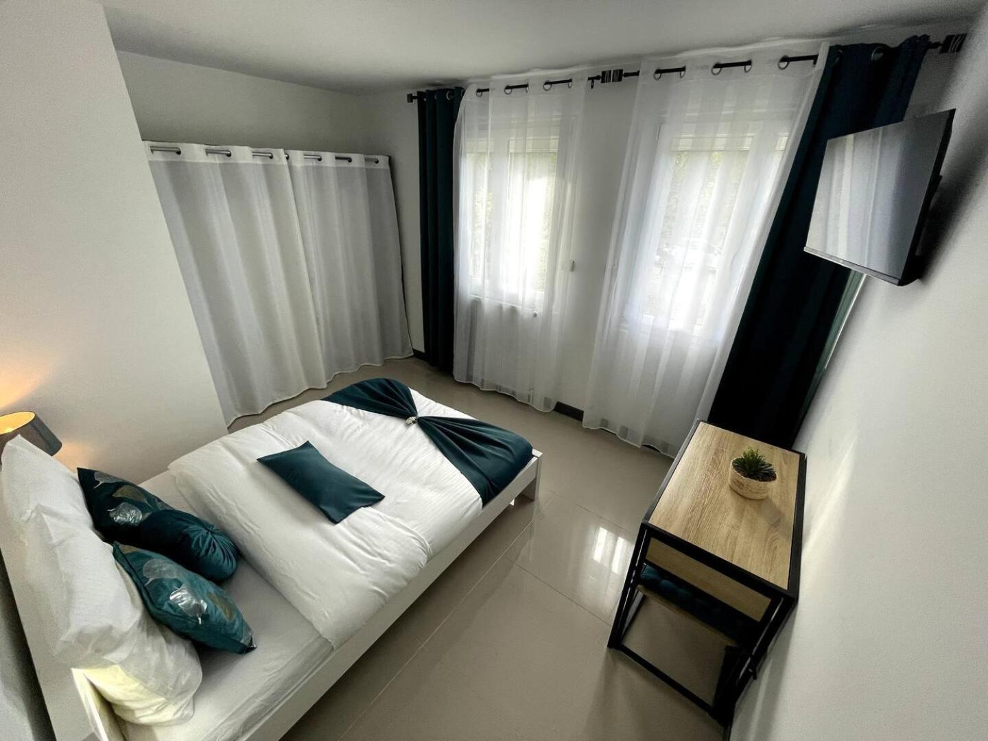 Appartement T4 Cosi: TV Netflix Parking