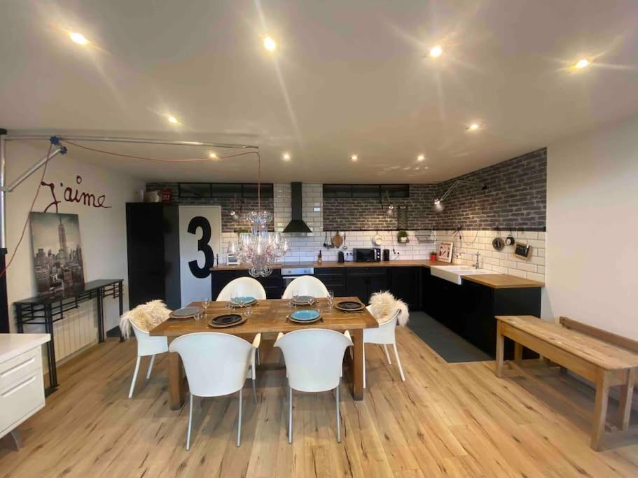 Rare ! LOFT Atypique Centre-Ville Parking Jardin