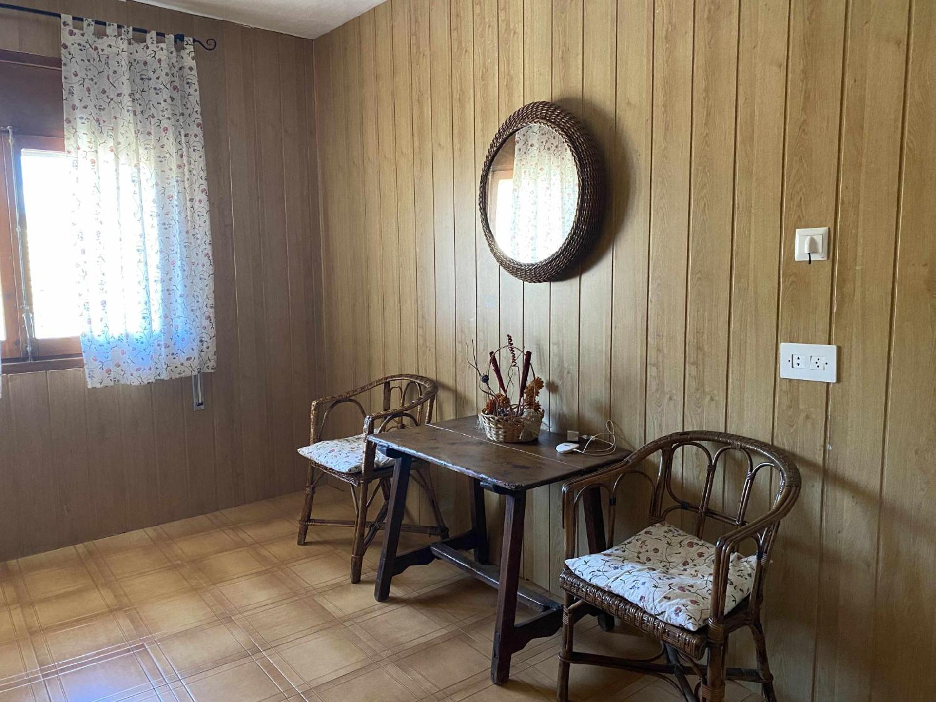 Casa Lola Beceite, terraza, barbacoa y chimenea