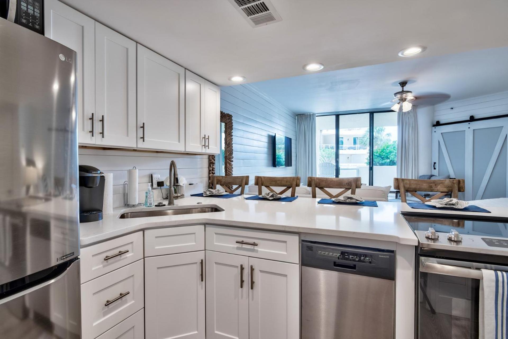 East Pass Towers 111 - Fabulous Studio on Holiday Isle