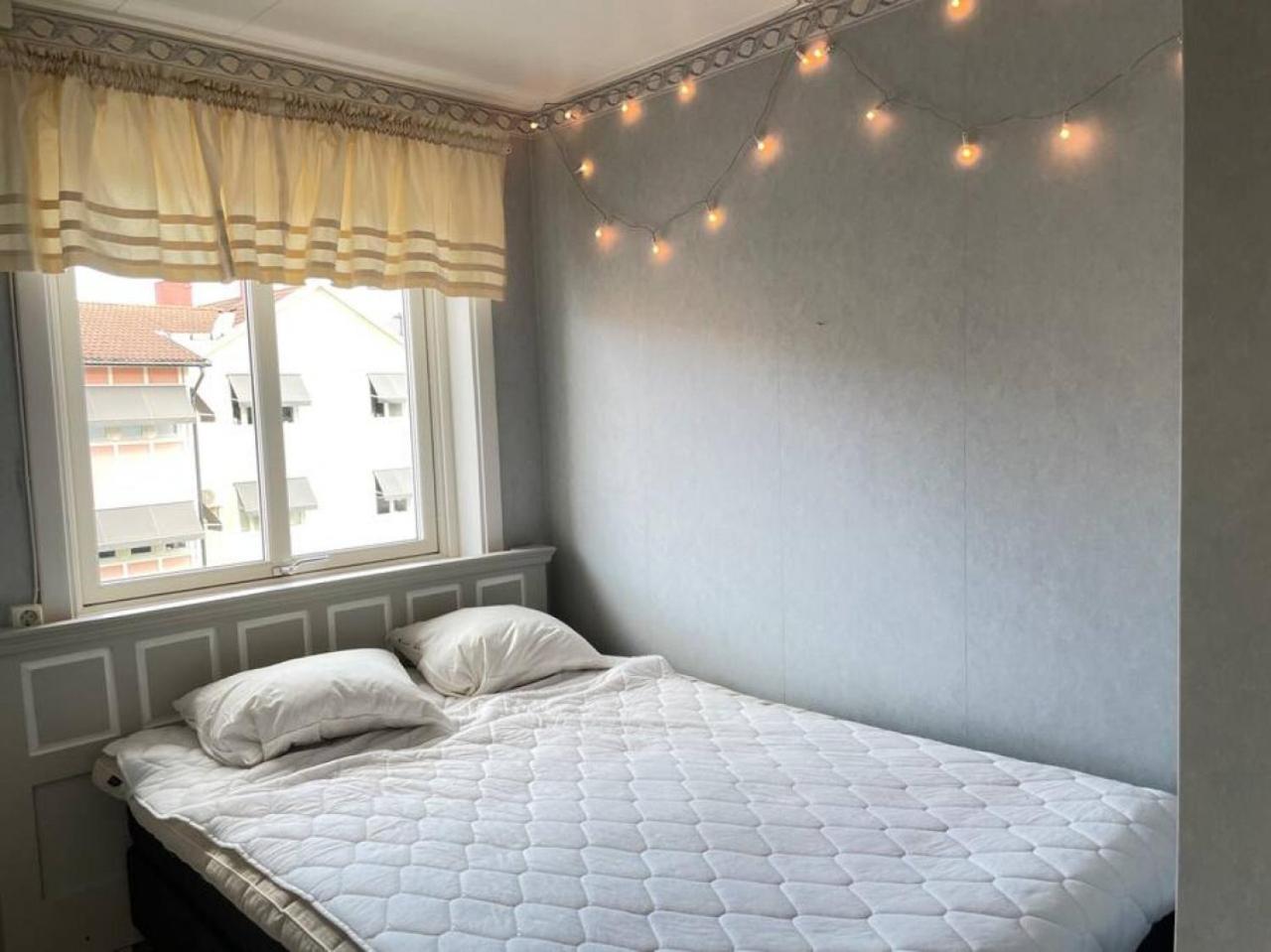 Skomakaren, near Vasalopp finish line portal in Mora