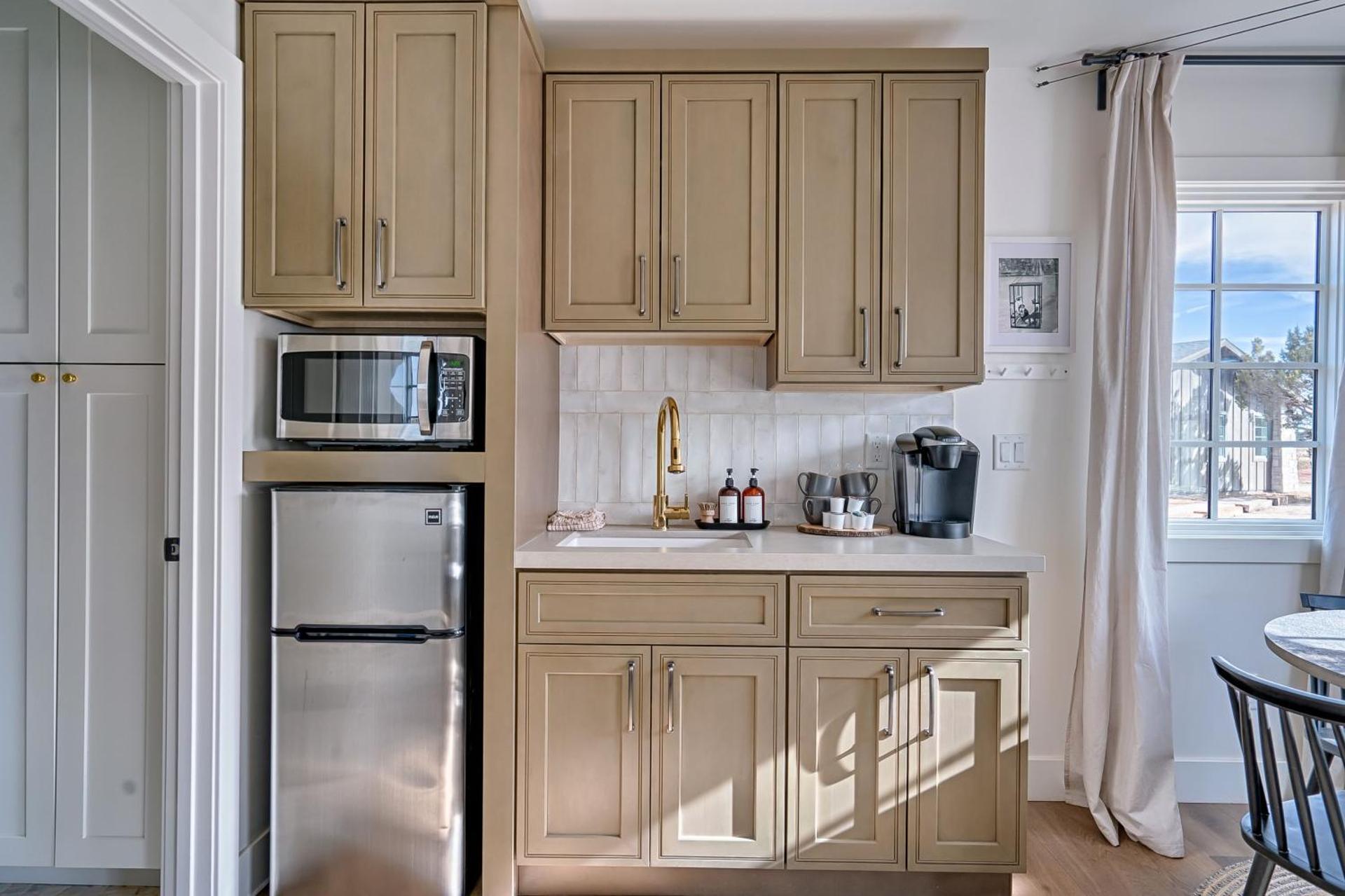 Coffee/tea facilities