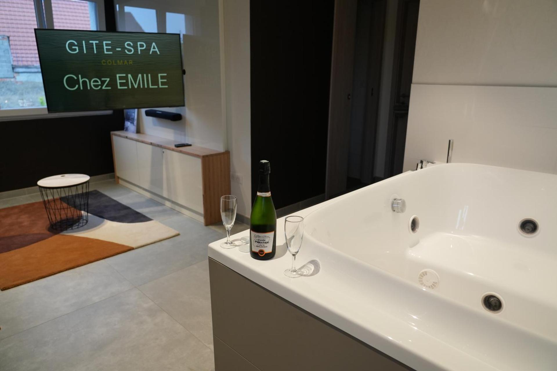 Gite Spa L'Atelier Emile - Spa Privatif - 5 min COLMAR