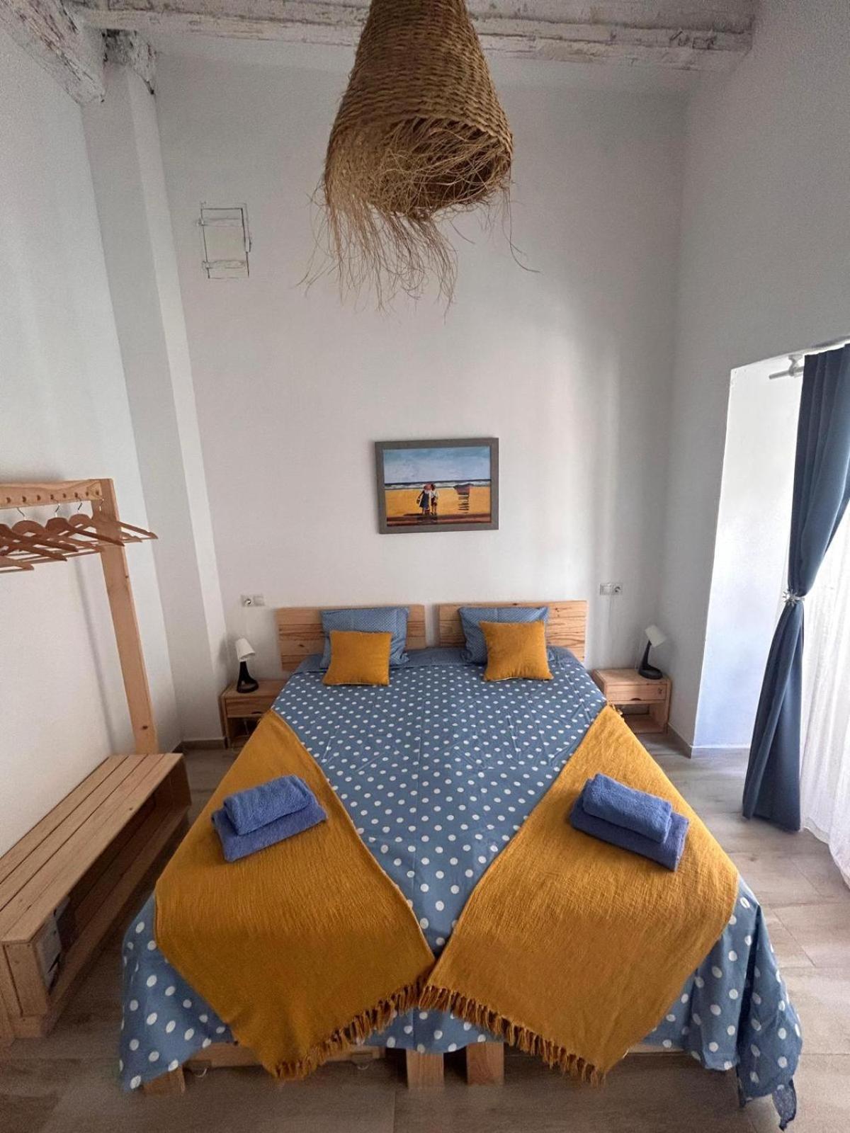 Alzira bonita Loft C junto plaza mayor, Les Muralles