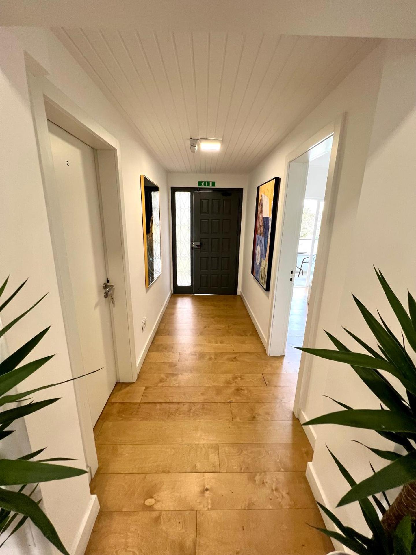 Oeiras Beach Private Room 9 - Double Bedroom with Private Bathroom & Terrace