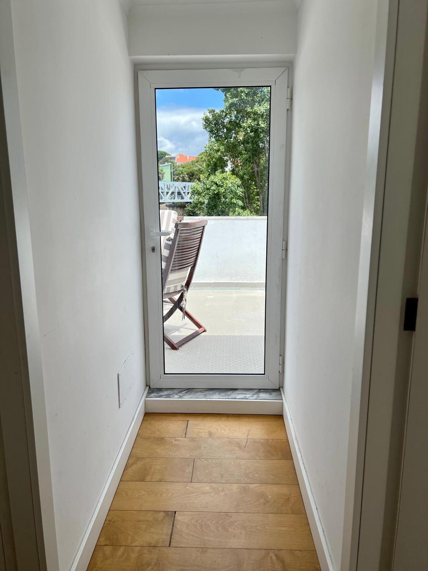 Oeiras Beach Private Room 9 - Double Bedroom with Private Bathroom & Terrace