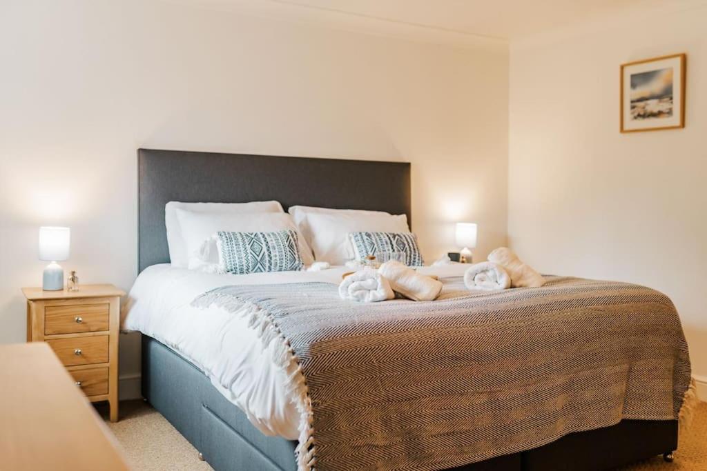 Astley House - Norfolk Cottage Agency