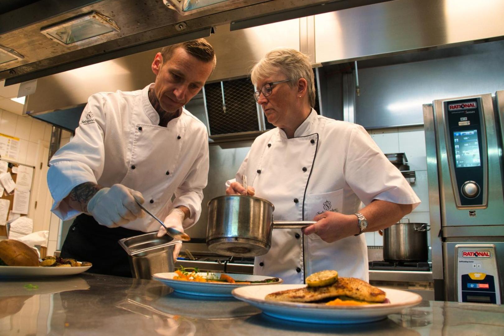 Restaurant/places to eat