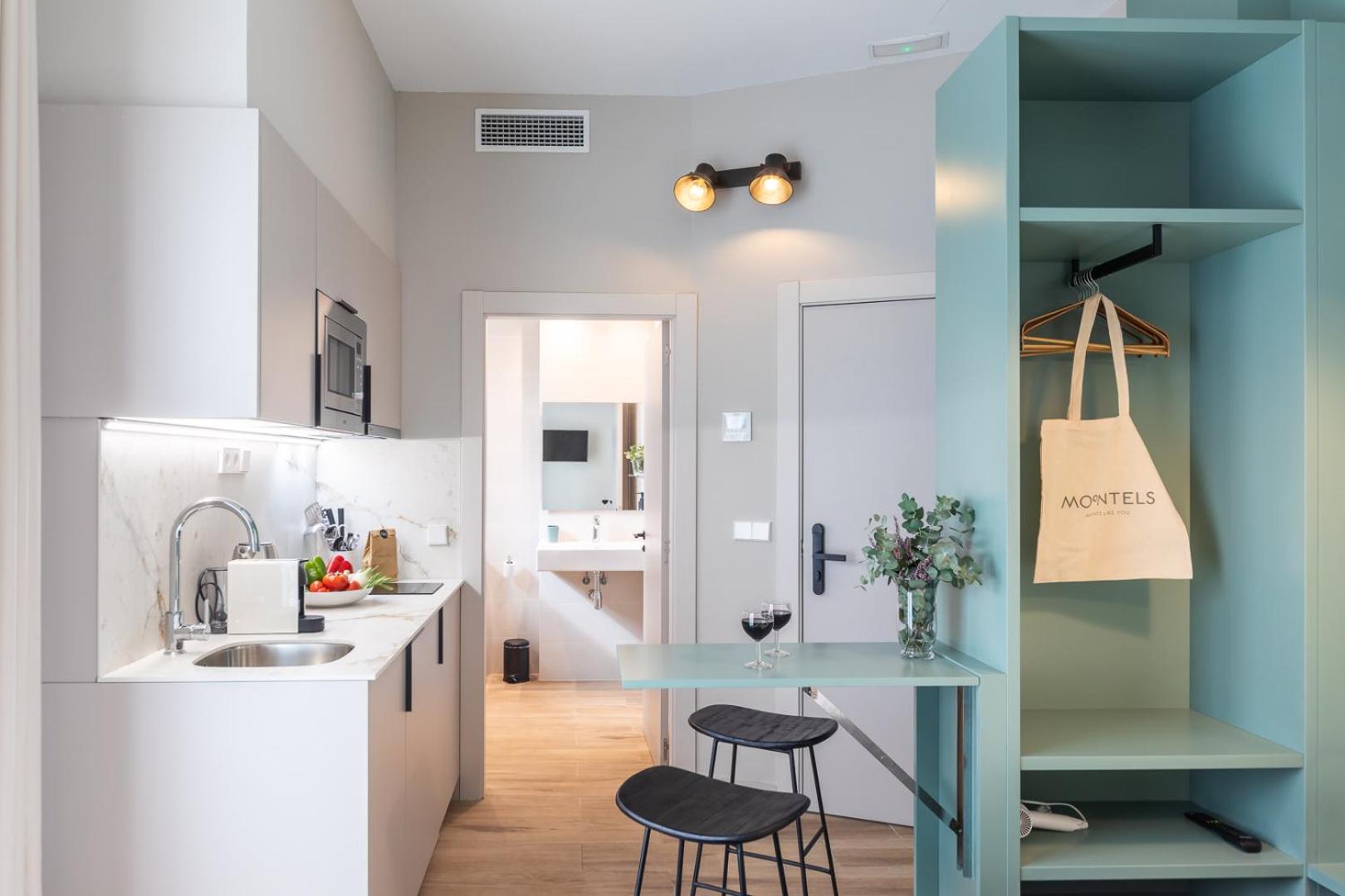 Kitchen or kitchenette