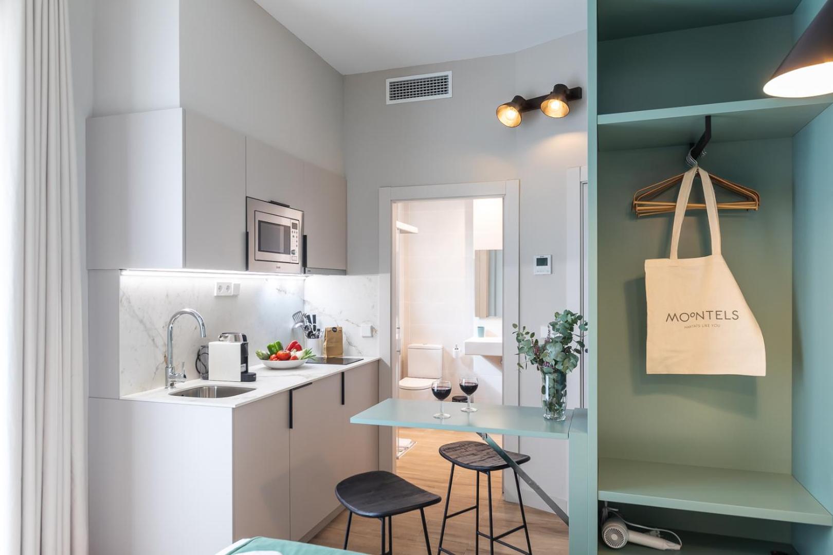 Kitchen or kitchenette