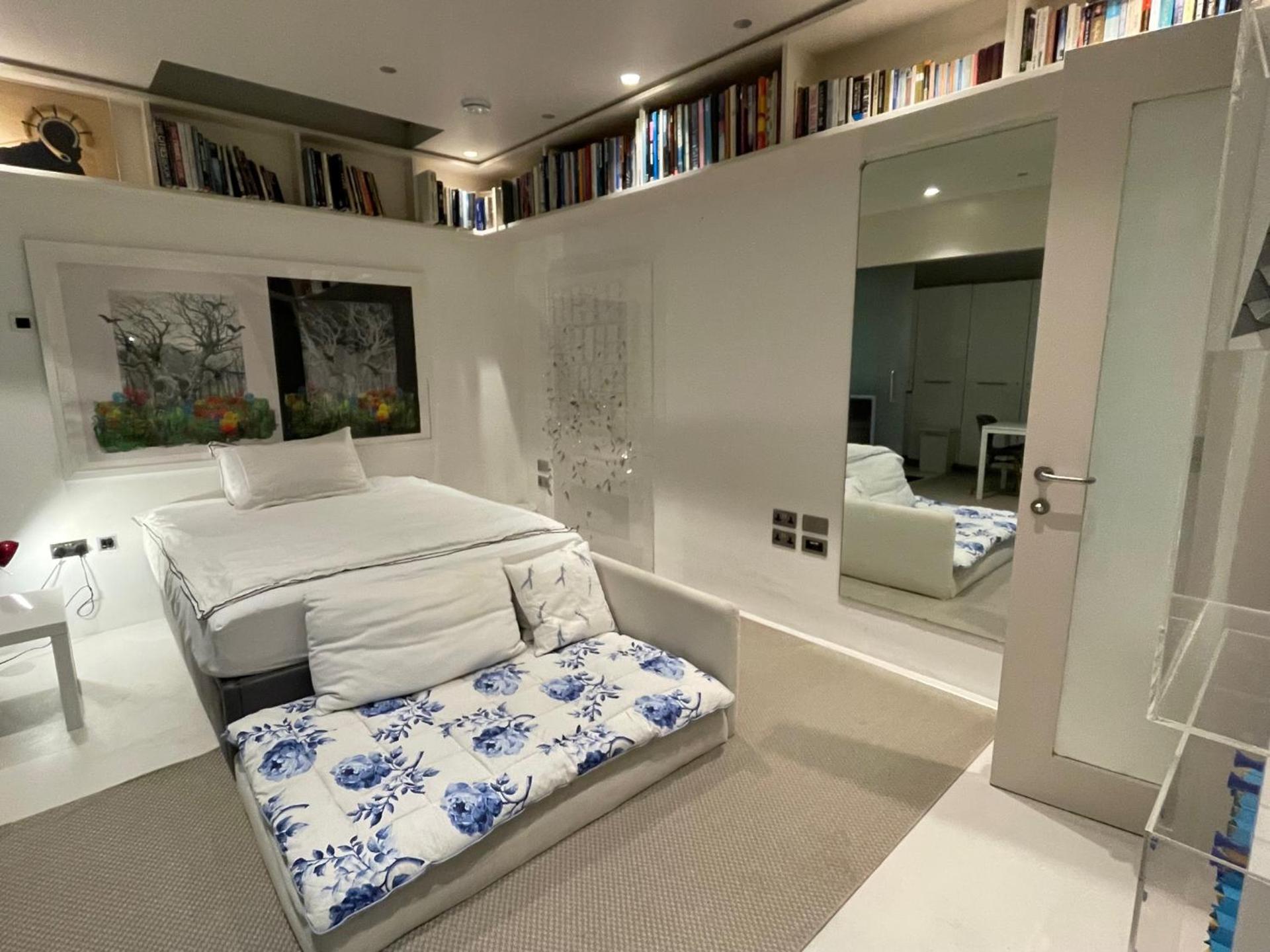 Modern self-contained Ground and Basement studios