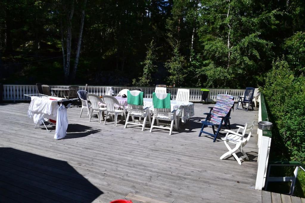 Havsnära Motorbåt 12 Cyklar 18+Beds VedBastu Hav!