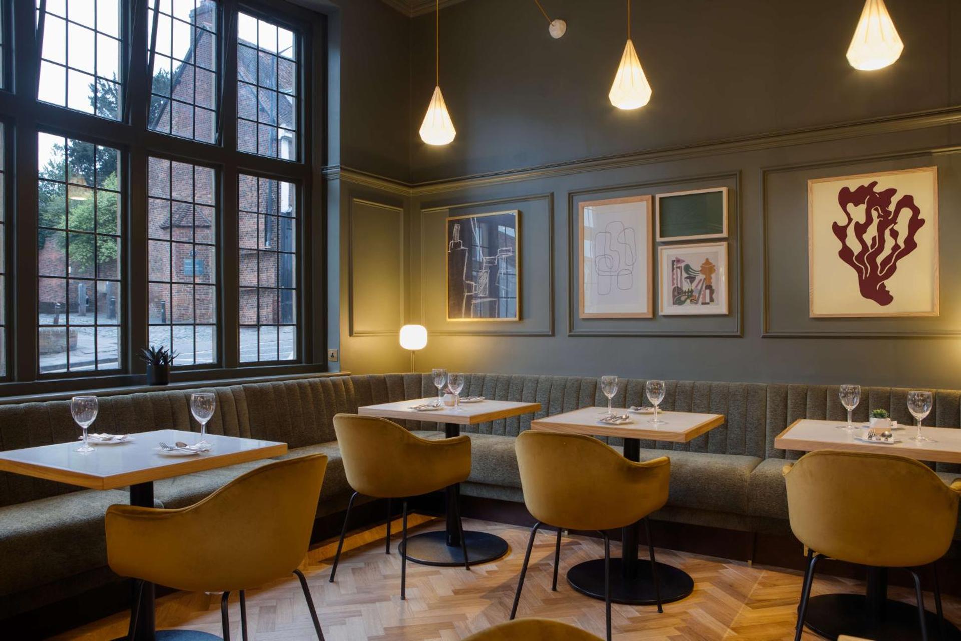 Restaurant/places to eat