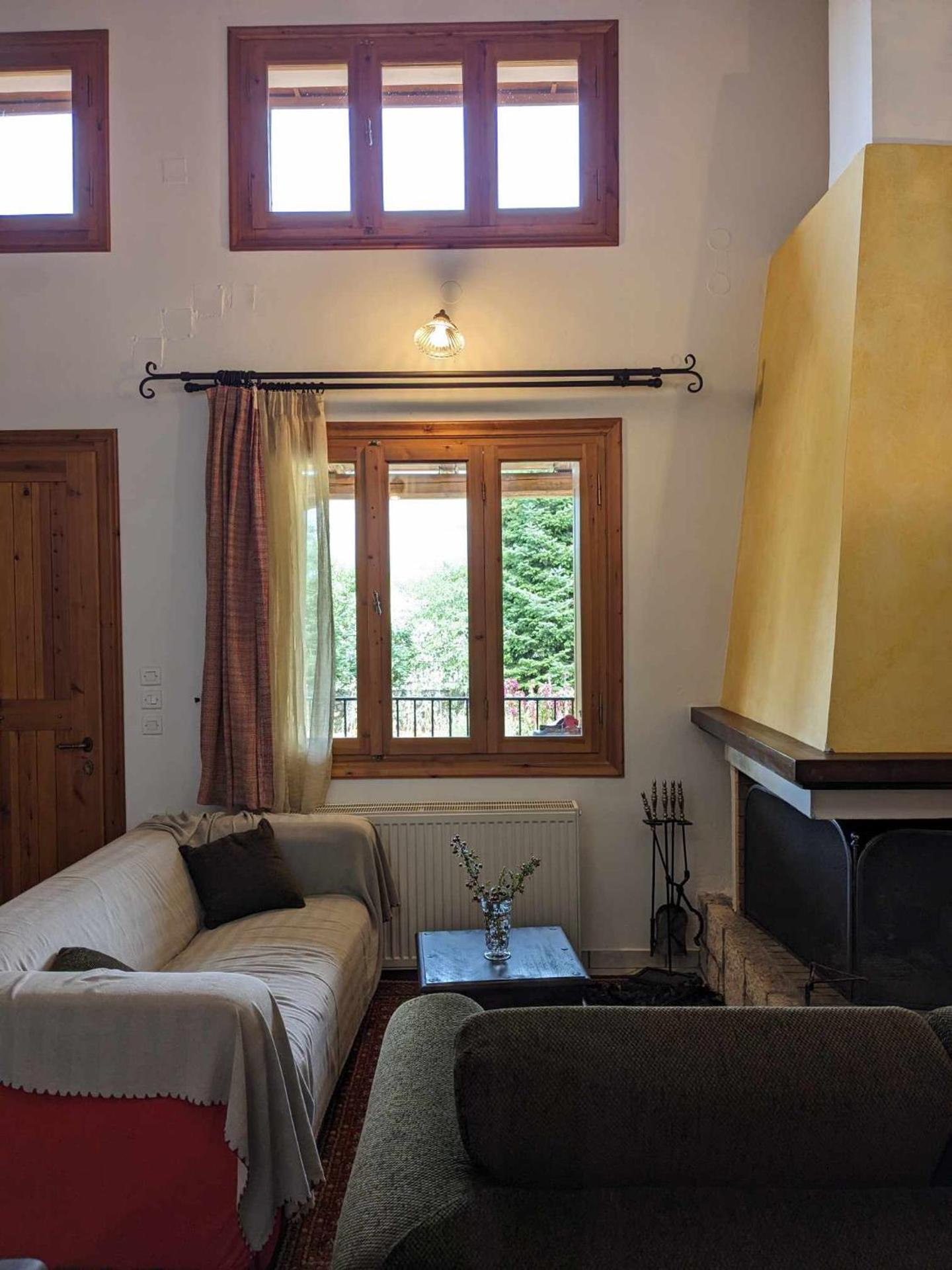 Diminio 4 Whole House Chalet