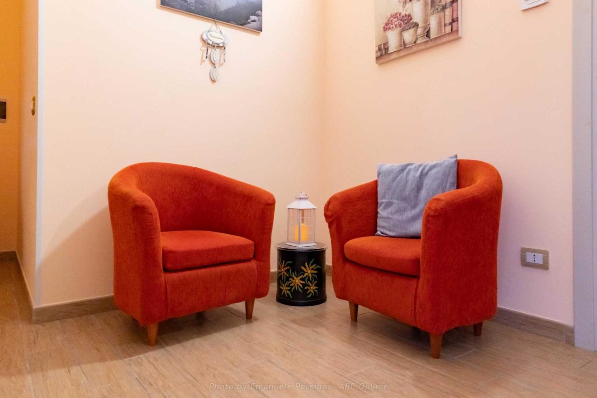 Communal lounge/ TV room