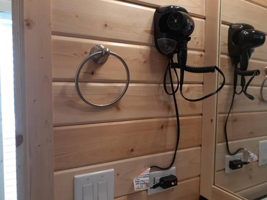 065 Star Gazing Tiny Home nr Grand Canyon South Rim Sleeps 8